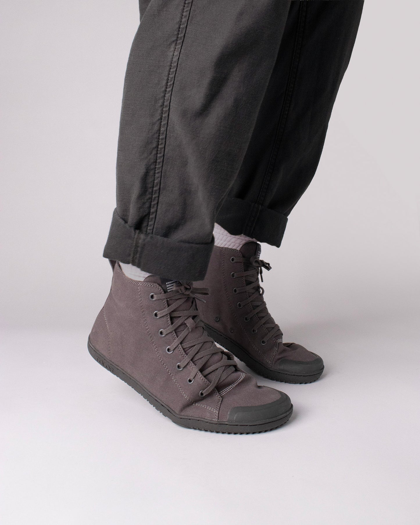 vintage black-black